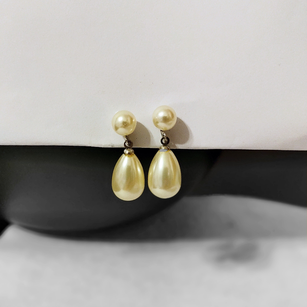 Marvella Faux Pearl Clip-On Earrings 10$
